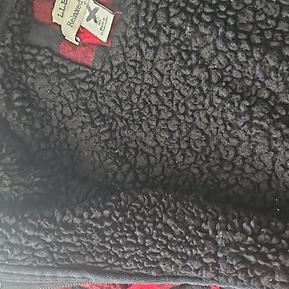 Womens xs plaid winter llbean jacket. - Picture 3 of 8